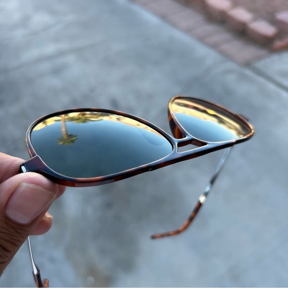 SAINT LAURENT AVIATOR TORTOISE SUNGLASSES - Picture 9 of 9